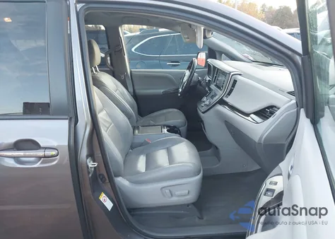 2018 Toyota Sienna Xle Premium 8 Passenger z USA, uszkodzony, nr VIN 5TDYZ3DC2JS957419